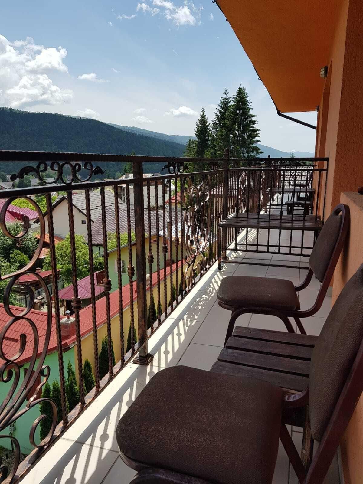 Hotel Iri Buşteni エクステリア 写真